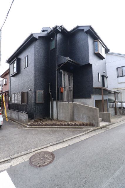 拝島駅ガレージ付戸建の外観画像