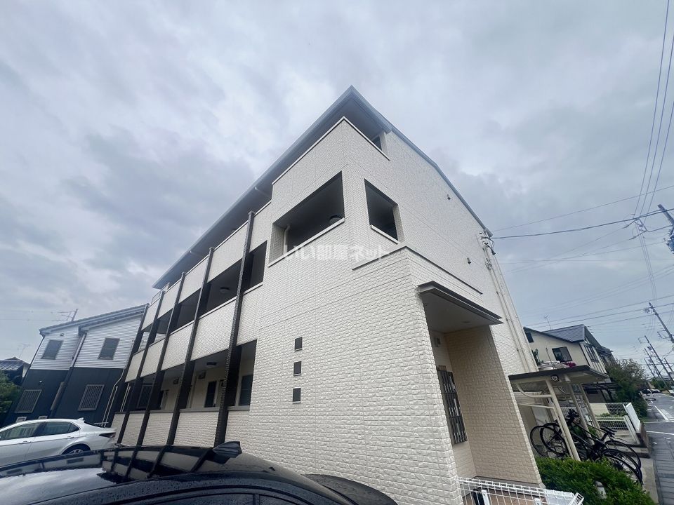 グランド ソレーユ B棟の外観画像