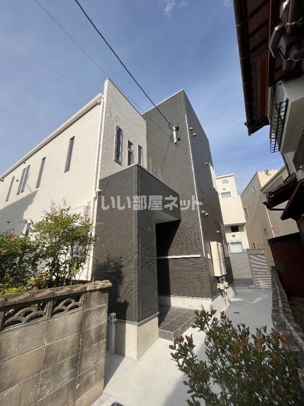 GS One(ジーエスワン)の外観画像