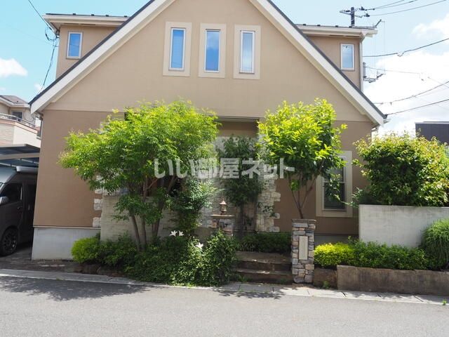 新越谷1丁目貸家の外観画像