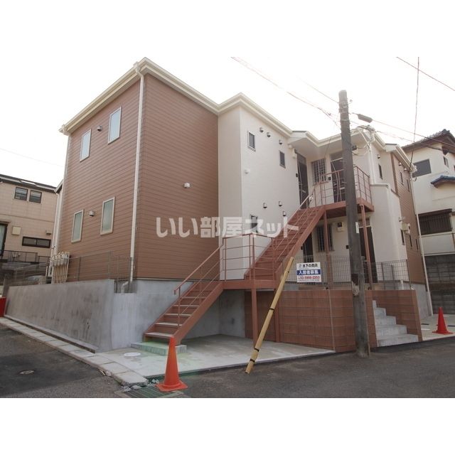 コンフォーレ六実の外観画像