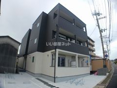 ジーメゾン西大寺赤田トリナーレの外観画像