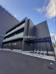 ロイヤルシャーメゾン栗林の外観画像