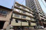 松井マンションの外観