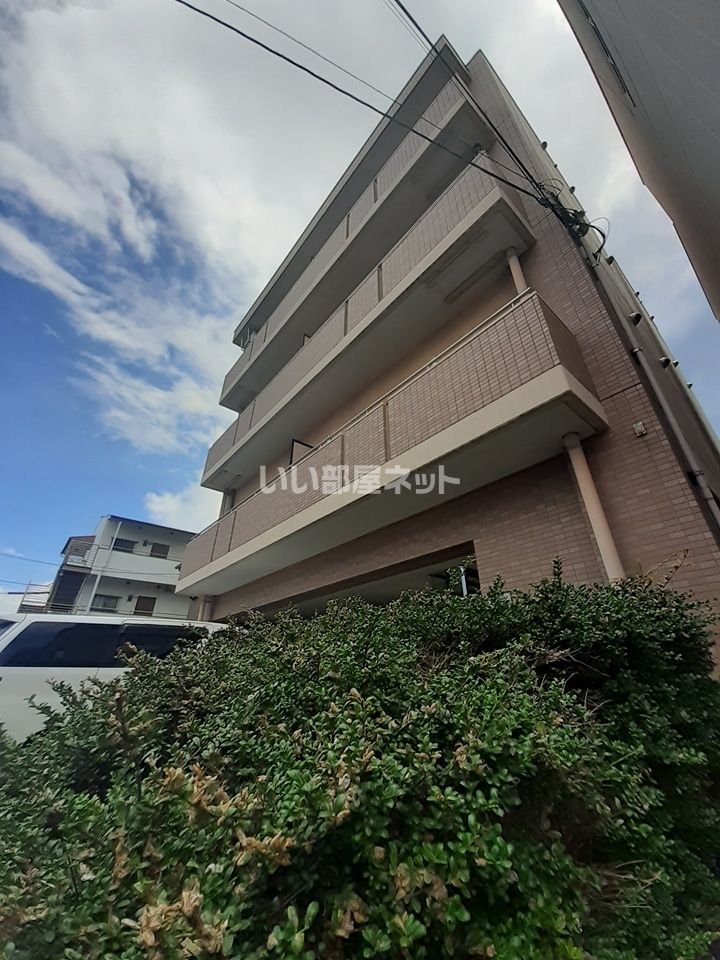 パテルノステルの外観画像