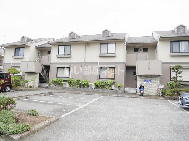 ファミール荻野の外観画像