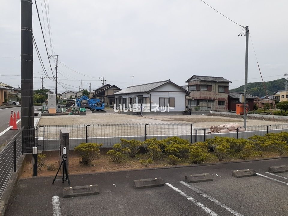 近くに施設あり