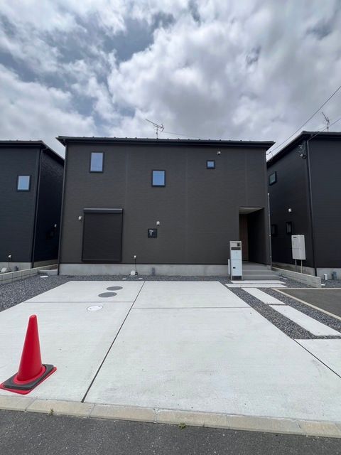 リナージュ岩国市錦見02の外観画像