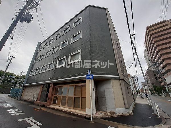 清彦ビルの外観画像