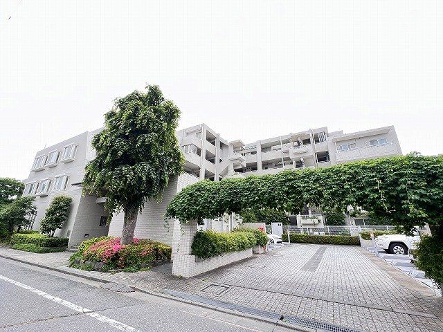 国立パーク・ホームズの外観画像