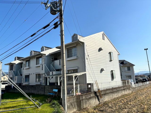 エル岩出の外観画像