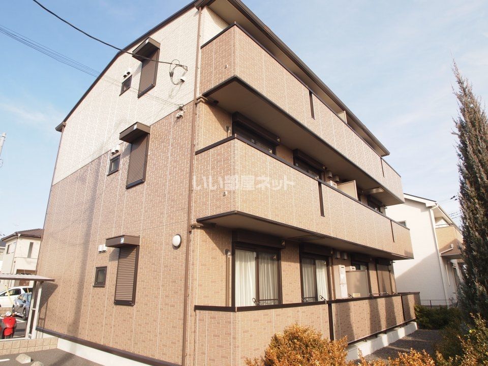 クローバーFOURの外観画像