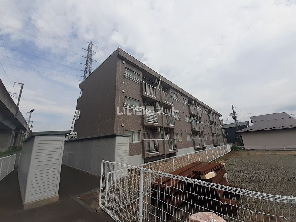 ロイヤルヒルズ南仙北の外観画像