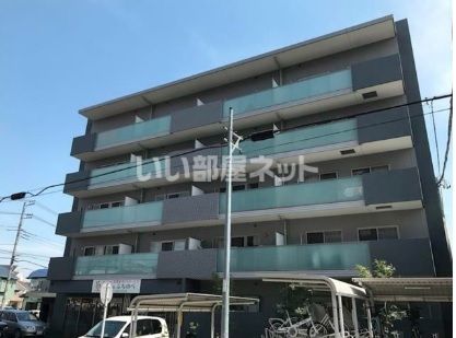 クアドリフォリエブルーの外観画像