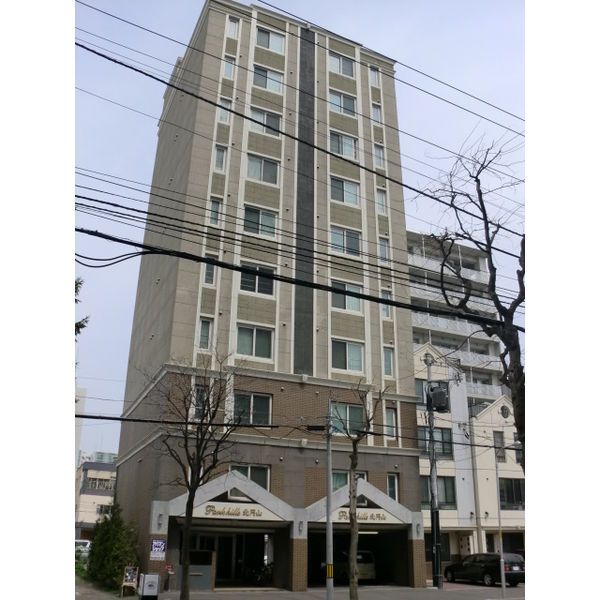 パークヒルズ北円山の外観画像