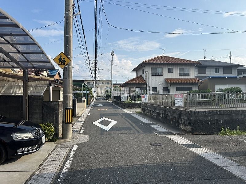 近くに施設あり