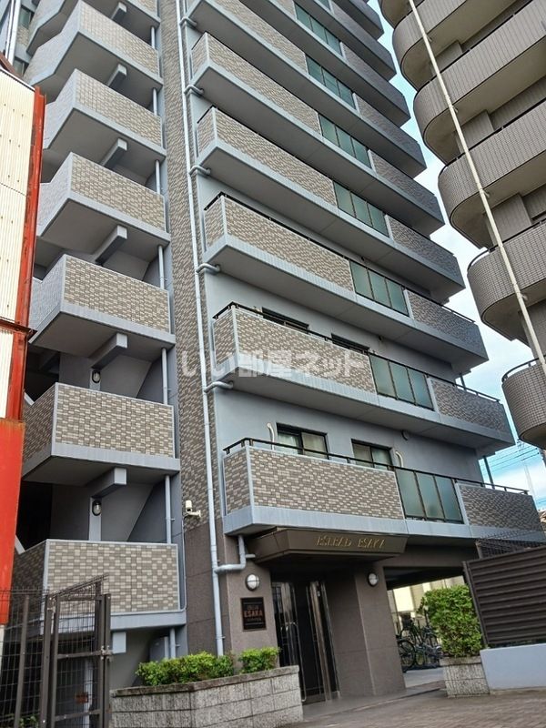 エスリード江坂の外観画像