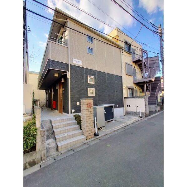 シャーメゾンイーストの外観画像