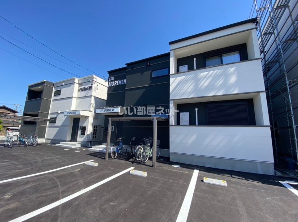 LFB APARTMENT平井Bの外観画像