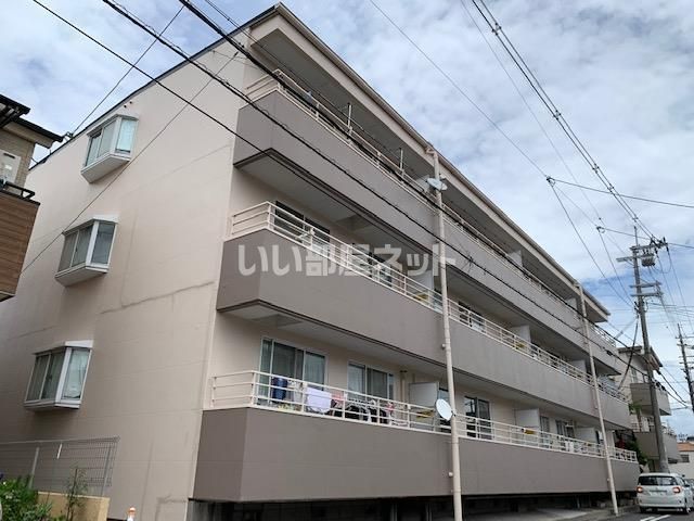 A・LOUERの外観画像