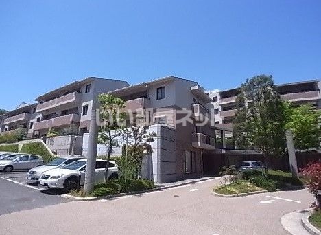 グランドメゾン学園前ガーデンヒルズの外観画像