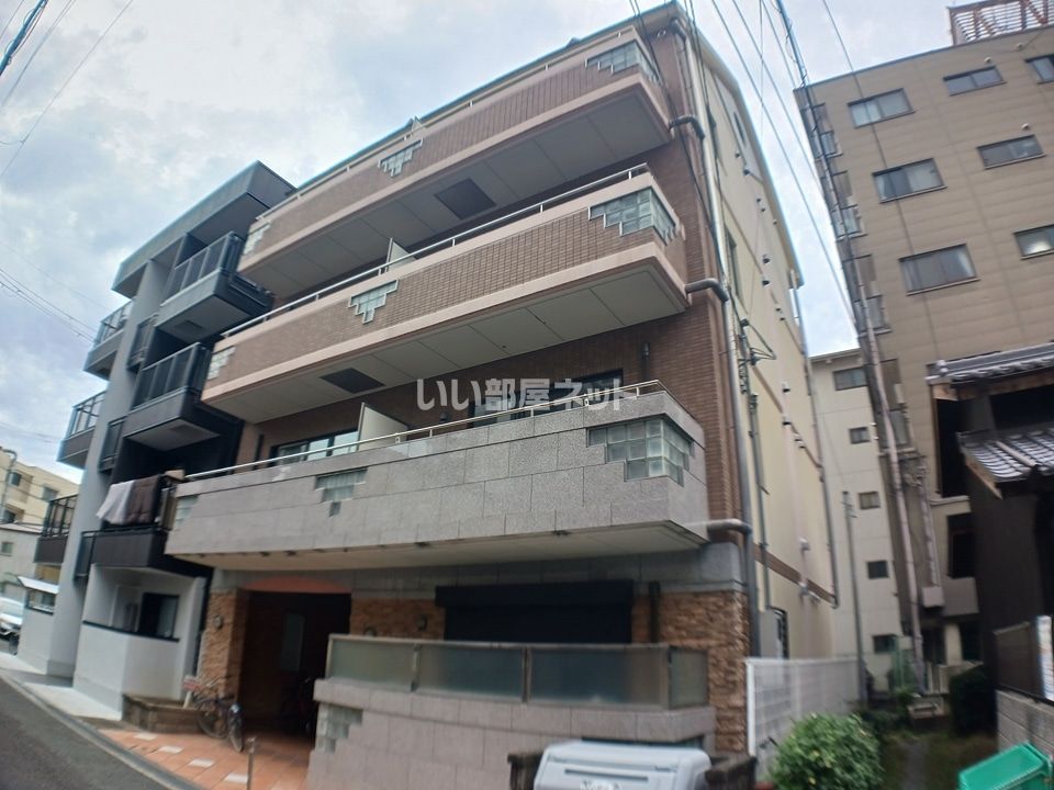 マンション桃の外観画像