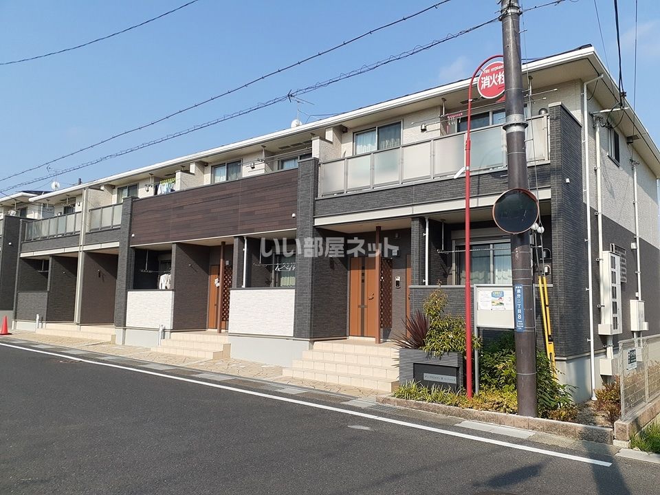 デン・プリシャインⅢの外観画像