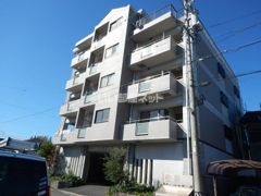 サン ファミールの外観画像