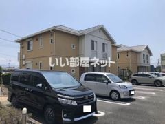 ヴィラ トガリーゼ Dの外観画像