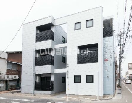 ME RESIDENCE motomachiの外観画像