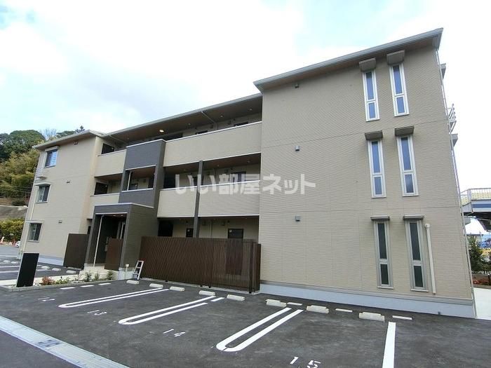 クレシアの外観画像