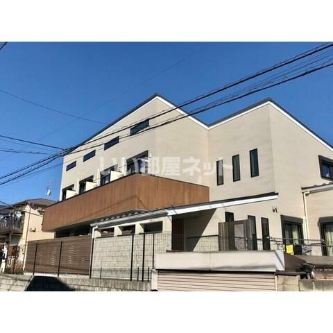 レイフィールドの外観画像