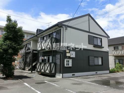 ファミリータウン西川 B棟の外観画像