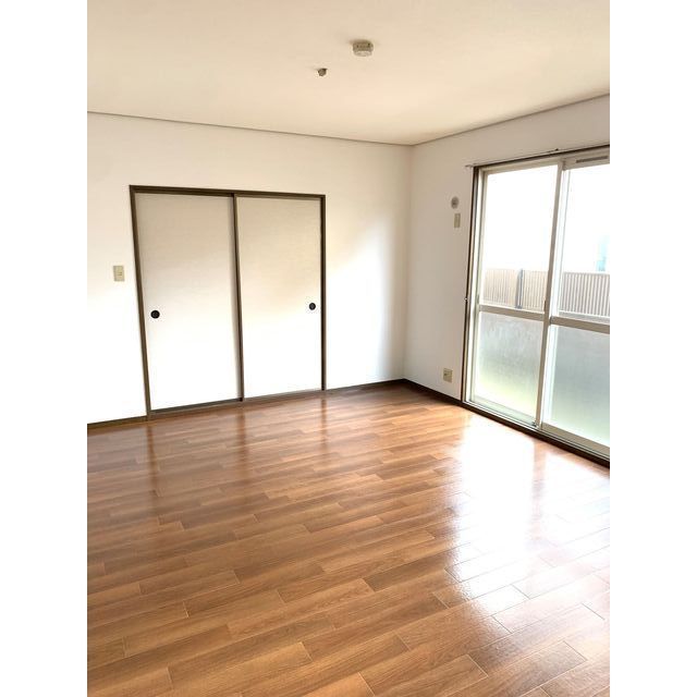 ベッドルーム