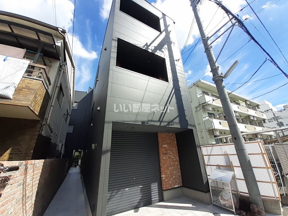 DOTTO FIRST(ドット ファースト)の外観画像