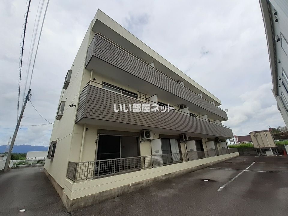 エトワール羽山の外観画像