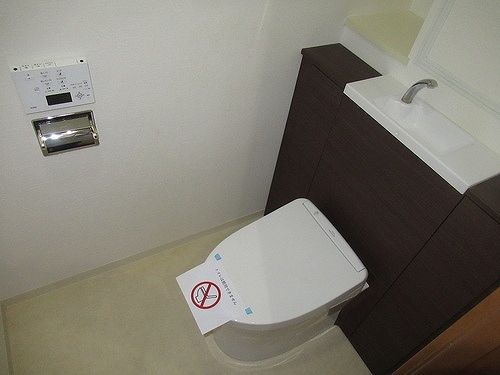 トイレ