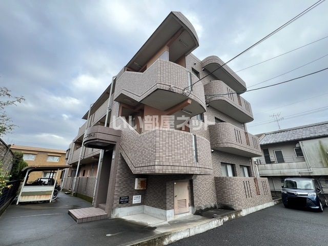 グランドゥール桜ヶ丘の外観画像