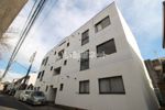 柄本マンションの外観