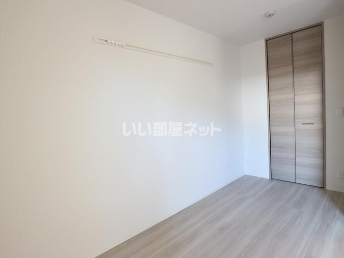 ベッドルーム