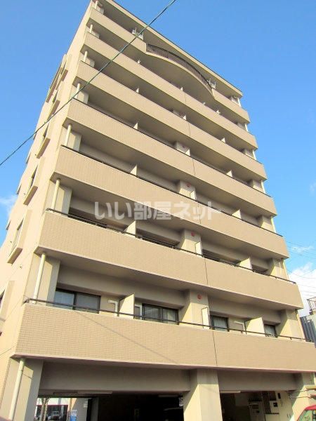ヴィラ森林公園の外観画像