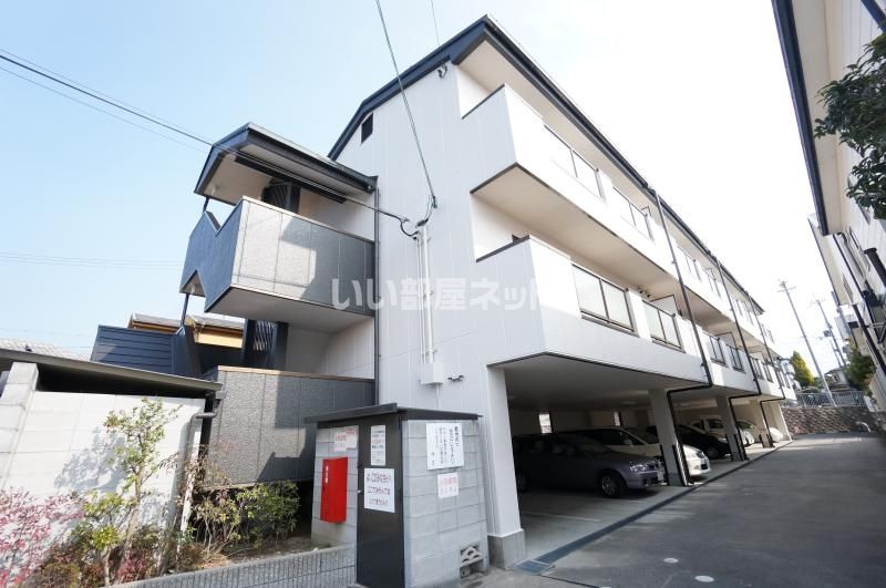 アジュール塚原の外観画像