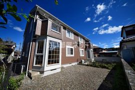 ペルショワールの外観画像