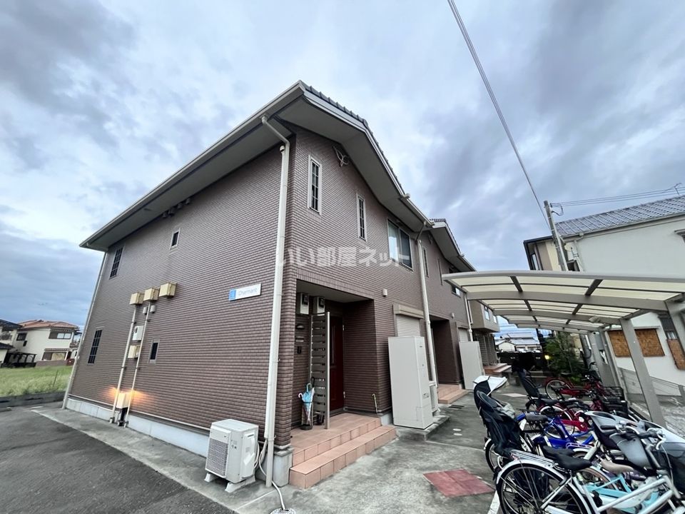 シャルマンの外観画像