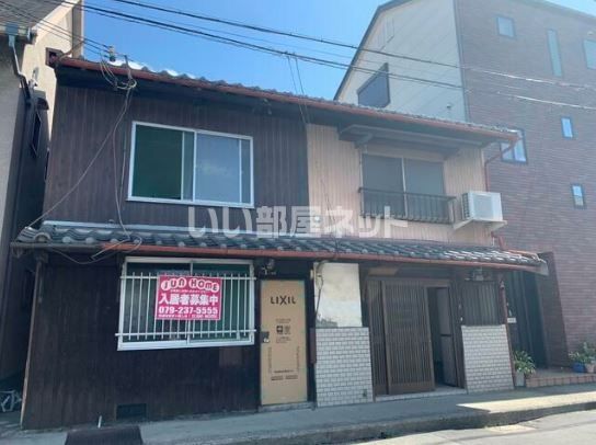 恵美酒戸建の外観画像