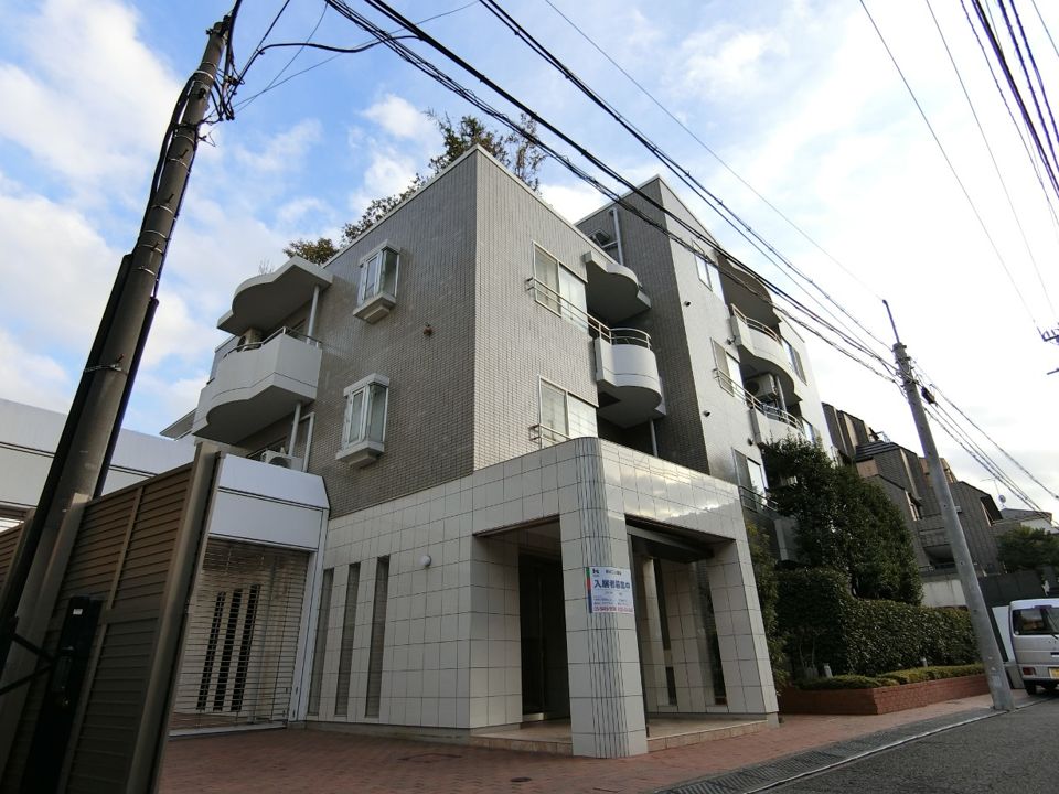 コスモリード笹塚の外観画像