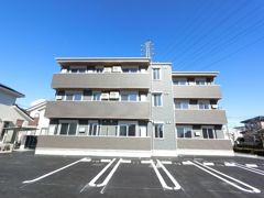 ラクーアの外観画像