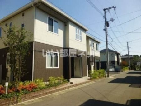アッヴェニーレ B棟の外観画像