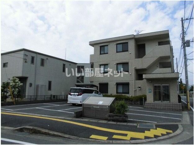 パーク・アリーの外観画像