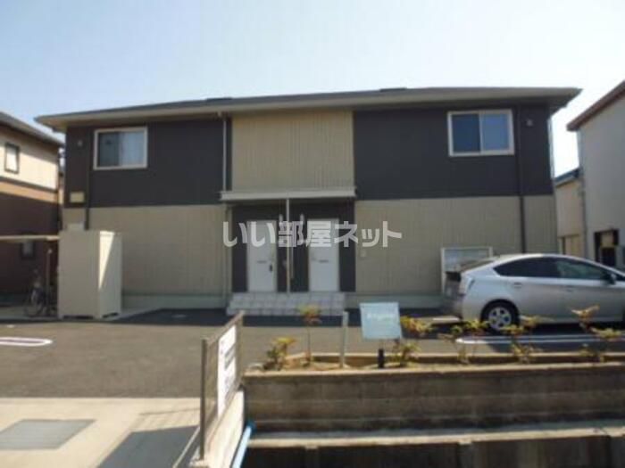 桑名駅よりバス10分 徒歩3分 築14年7ヶ月 2階建の賃貸物件